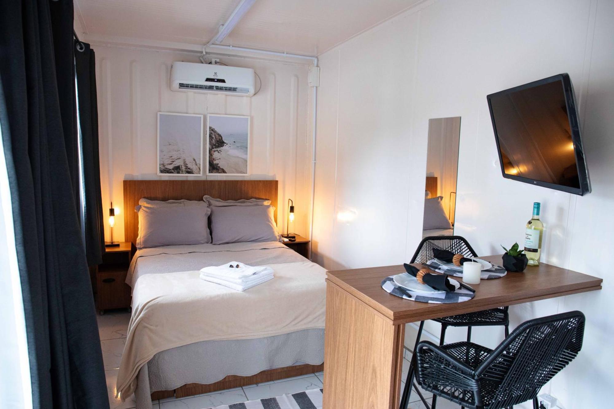 Container Guest House Porto Belo Exterior photo